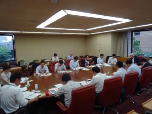 徳島県議会を調査する議会運営委員会