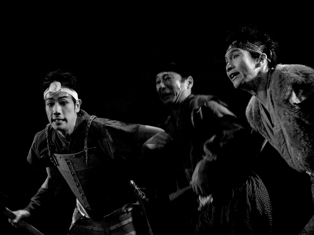 ミュージカル「雲たか山の鬼」舞台写真