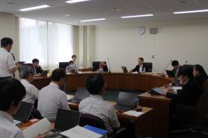 農林水産委員会の様子