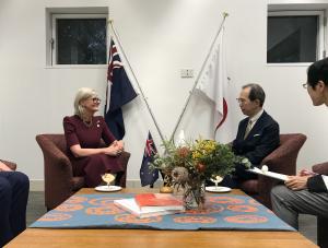 サマンサ・モスティン豪州連邦総督夫妻との面会および来日記念レセプションへの出席写真2