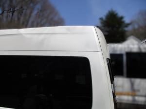 サイドパネルのへこみ