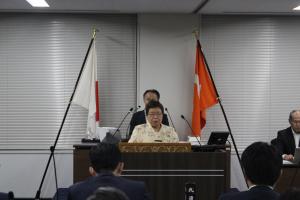 討論（宮川えみ子議員）の写真