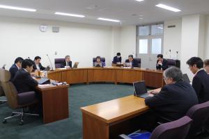 決算審査特別委員会（班別審査第3班）の写真