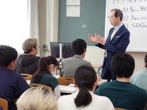 県総合計画に関する特別授業写真1