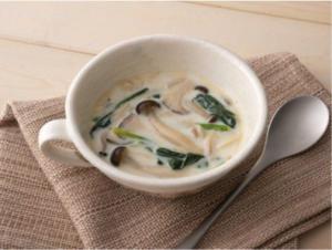 ほうれん草ときのこのミルク中華風スープ