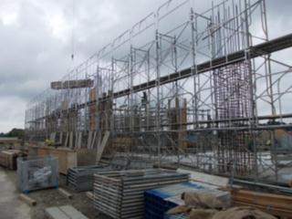 枠組み足場設置2