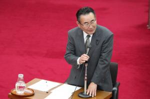 総括審査会質問:円谷健市委員