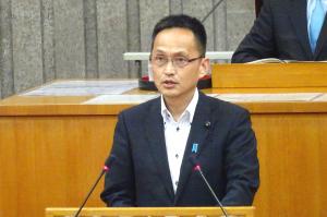 代表質問(渡辺義信議員)