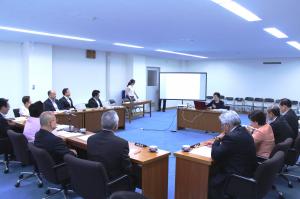 人口問題対策特別委員会(参考人招致)