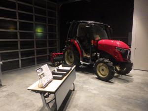 スマート農機の展示1
