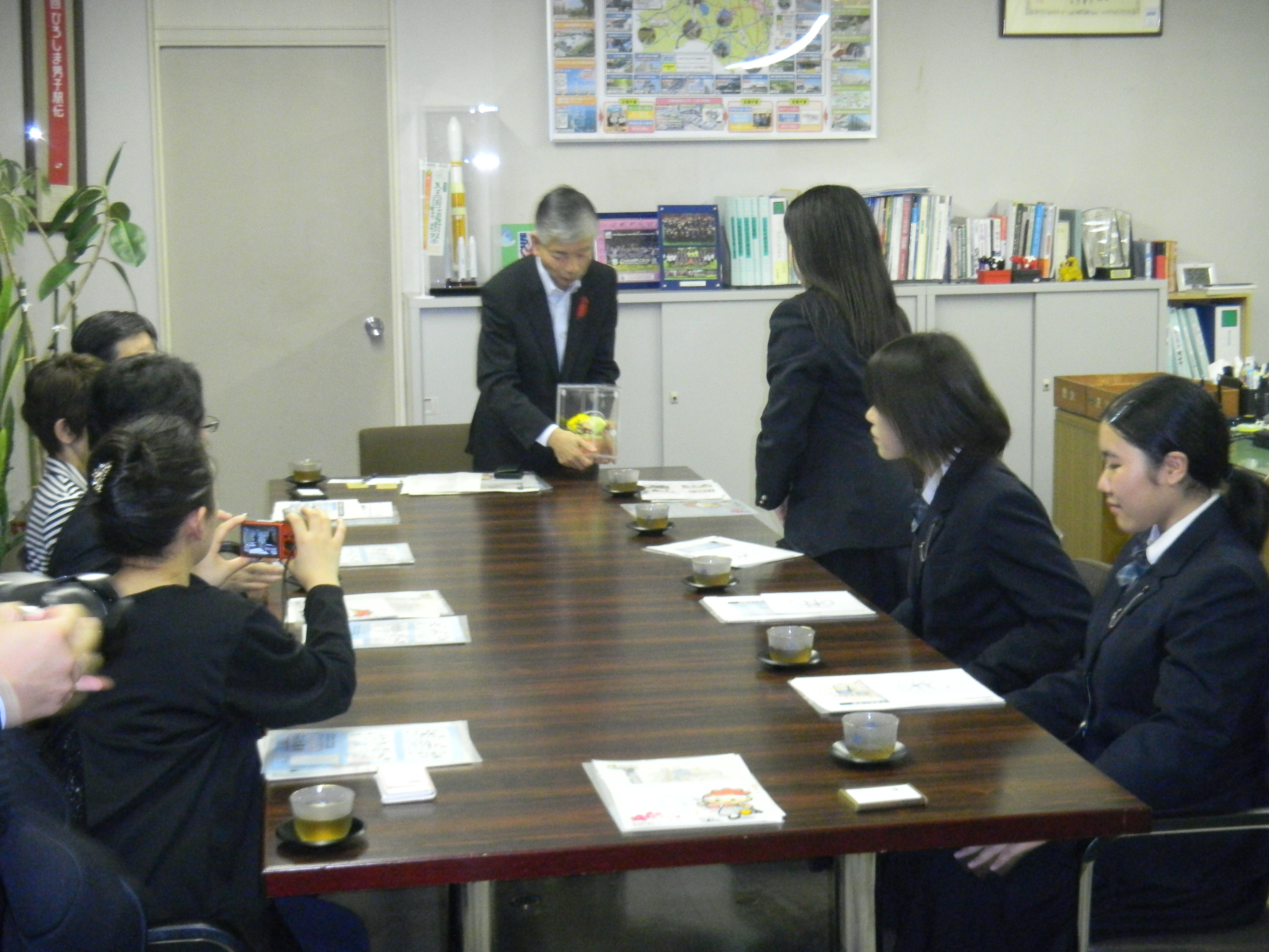 「福岡県立ありあけ新世高等学校」表敬訪問の画像2