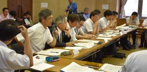 福島県学校再開支援チーム会議　意見交換の様子