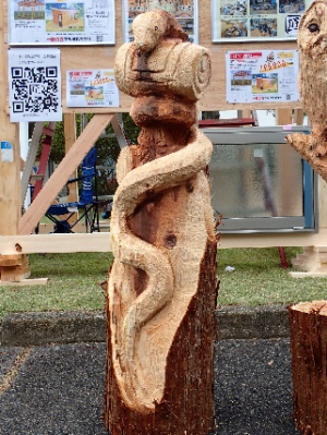 チェーンソーアートショー４