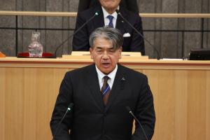 議員提出議案第171号に関する討論（佐々木彰議員）の写真