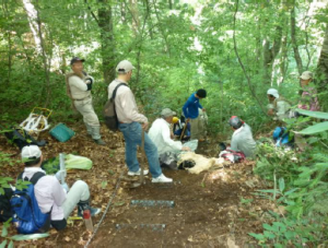 志津倉山ボランティア２