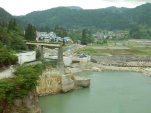 流失した鉄道橋の跡