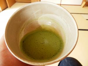 抹茶と銘菓を頂きながら、風景を楽しむことも可能