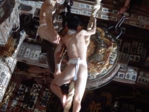 七日堂裸まいり01