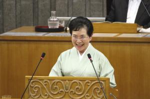代表質問(柳沼純子議員)