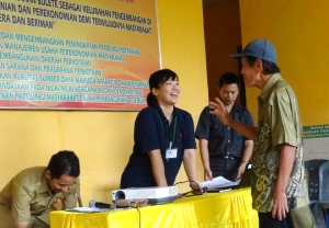 会が終わったとも熱心に相談にいらっしゃる方が!つながるために地域に出るのも大事だと考えさせられます