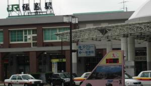 福島駅前の温度計