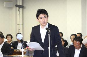 全員協議会質問(椎根健雄議員)