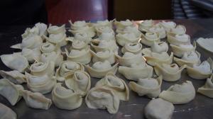 ワンタンの形が！