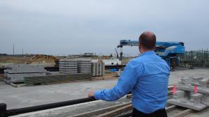 視線の先には...