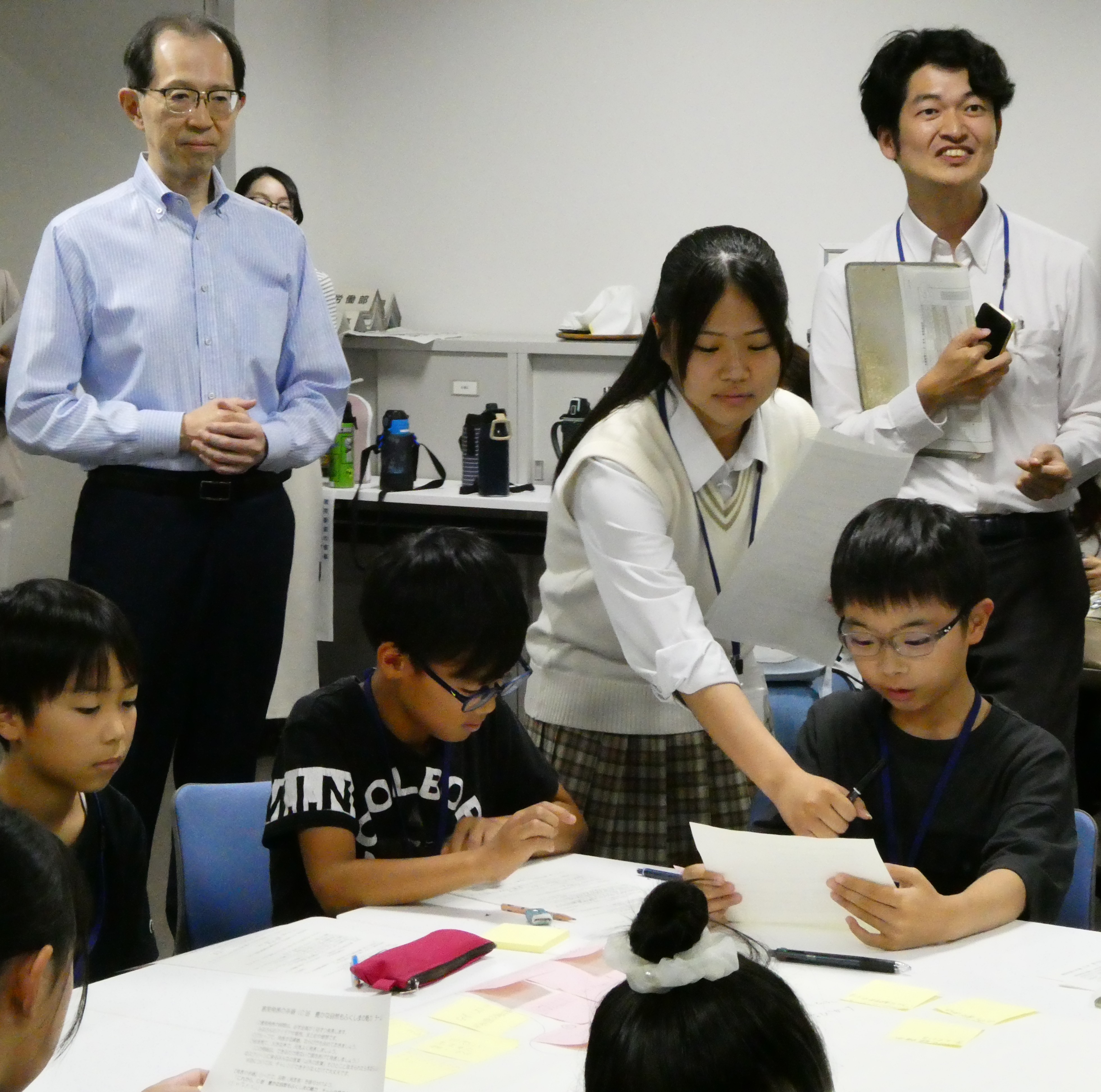知事には話し合いの様子もご覧いただきました。